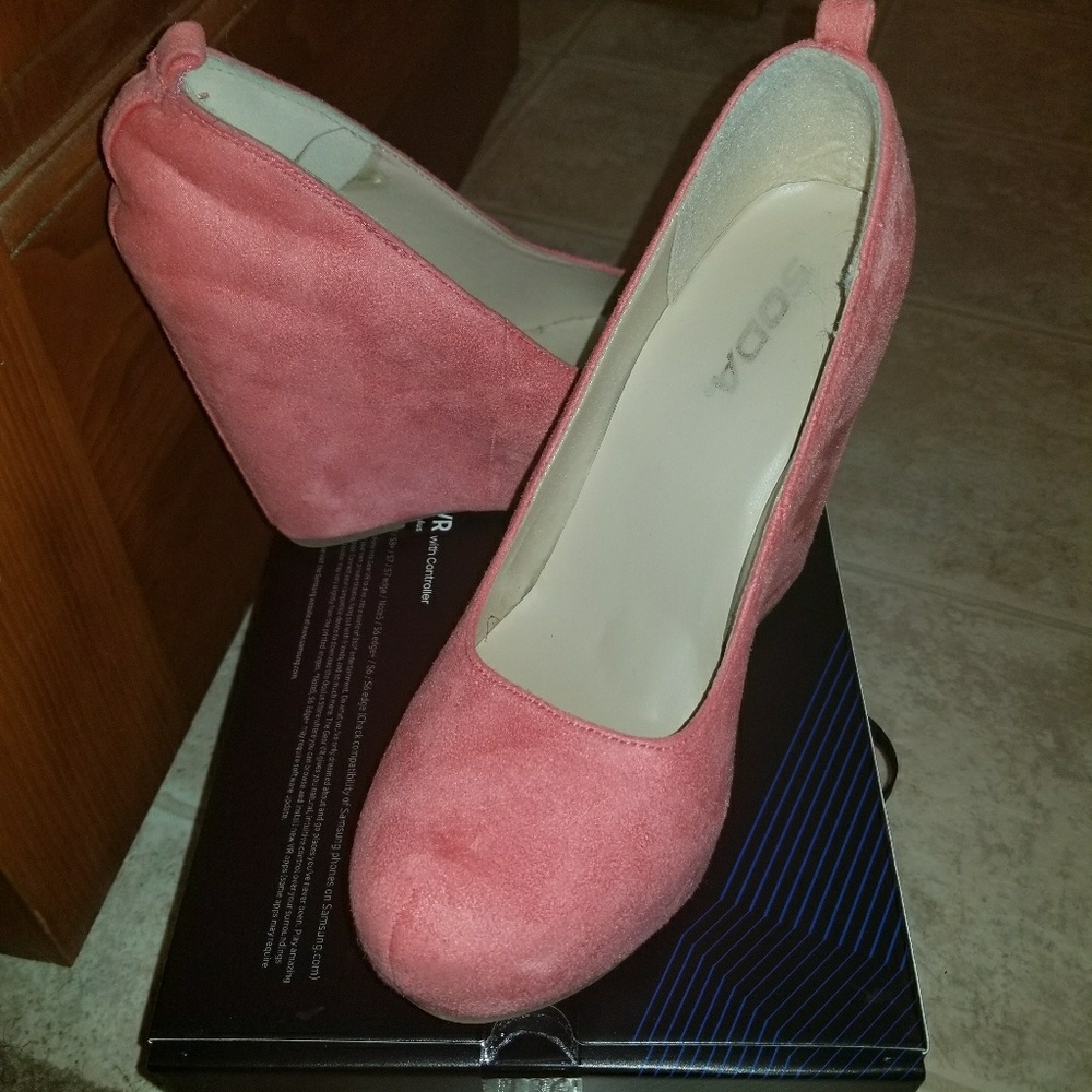 Coral Wedges